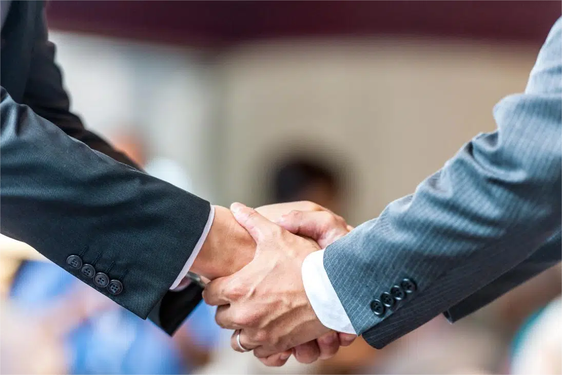 握手(1) After-Sales Service